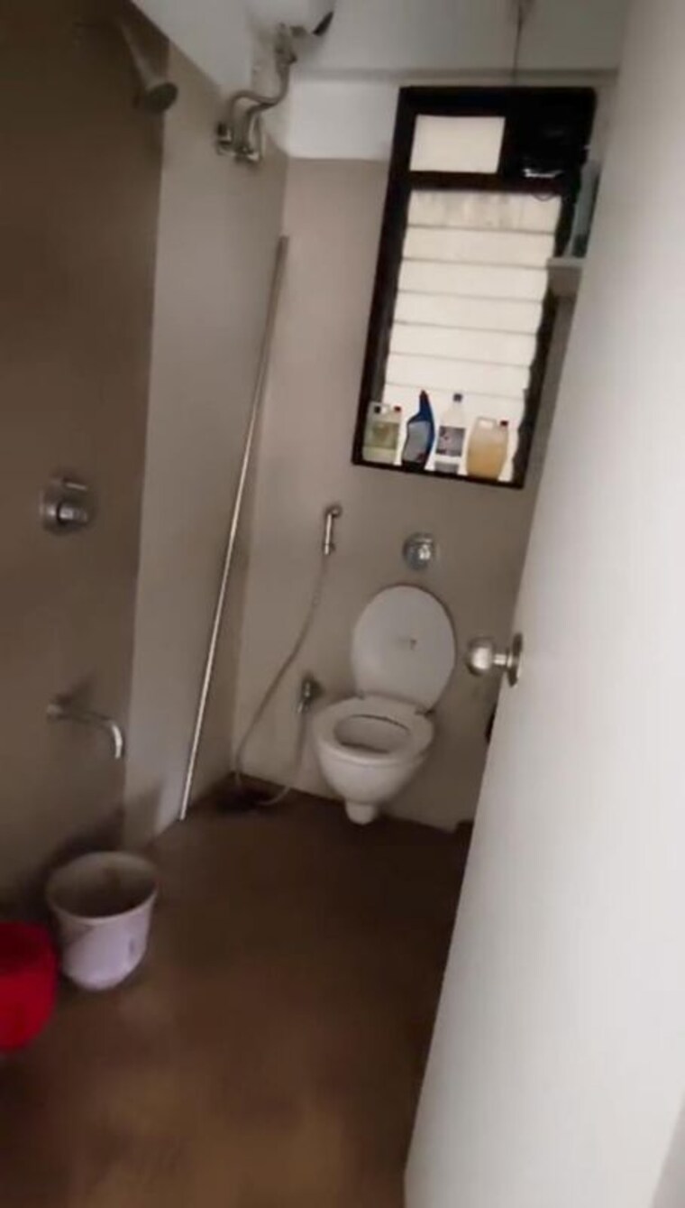 Bathroom, chandak-nishchay 2 Bedroom 583 Sq.Ft. Apartment In Borivali East Mumbai 10771994