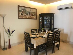 Gym in 3 BHK Builder Floor at Panchsheel Enclave – for Rent