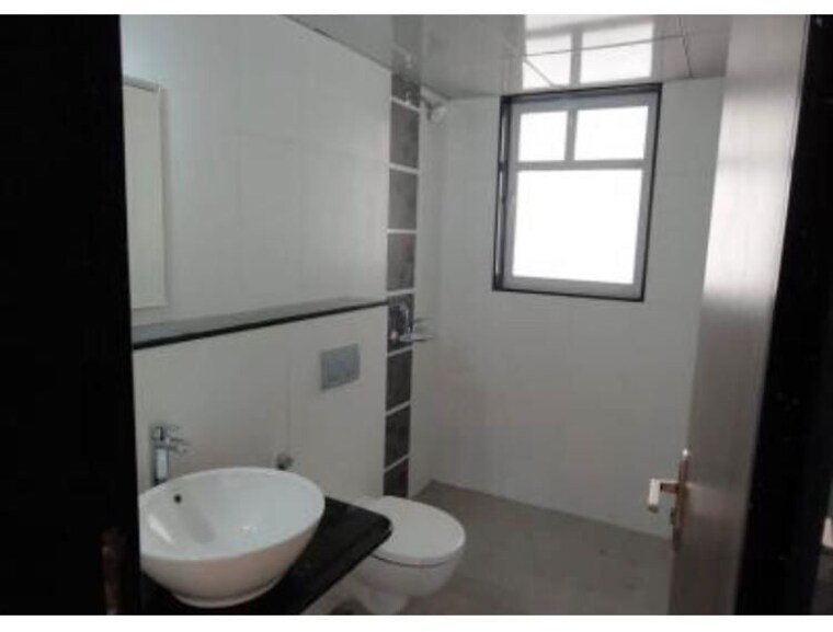 Bathroom, kolte-patil-24k-sereno 2 Bedroom 729 Sq.Ft. Apartment In Baner Pune 10772004