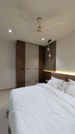 Bedroom in 2 BHK Apartment at Piramal Aranya, Byculla – for Rent