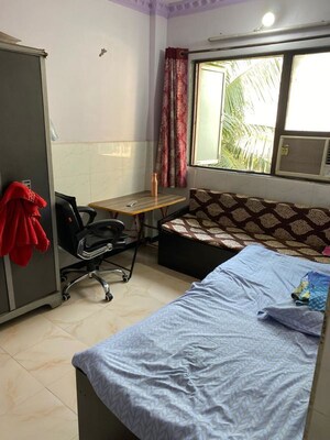 Team Area in 1 RK Apartment at Arihant Tower Vakola, Santacruz East – for Rent