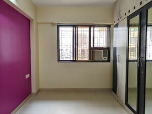 Room in 2 BHK Apartment at Arihant Soni Sarovar Apartment, Borivali West – for Rent