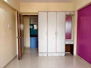 Room in 2 BHK Apartment at Arihant Soni Sarovar Apartment, Borivali West – for Rent