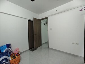 Room in 1 BHK Apartment at The Green Sai Hill CHS, Borivali West – for Rent