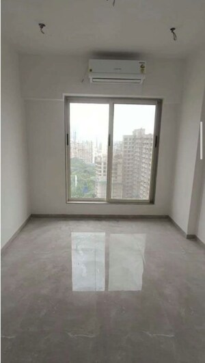 Room in 1 BHK Apartment at Siddha Sky Phase 3, Wadala – for Rent
