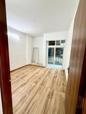 2 BHK Apartment For Sale in Supertech Golf Country Suites, Sector 22d Yamuna Expressway