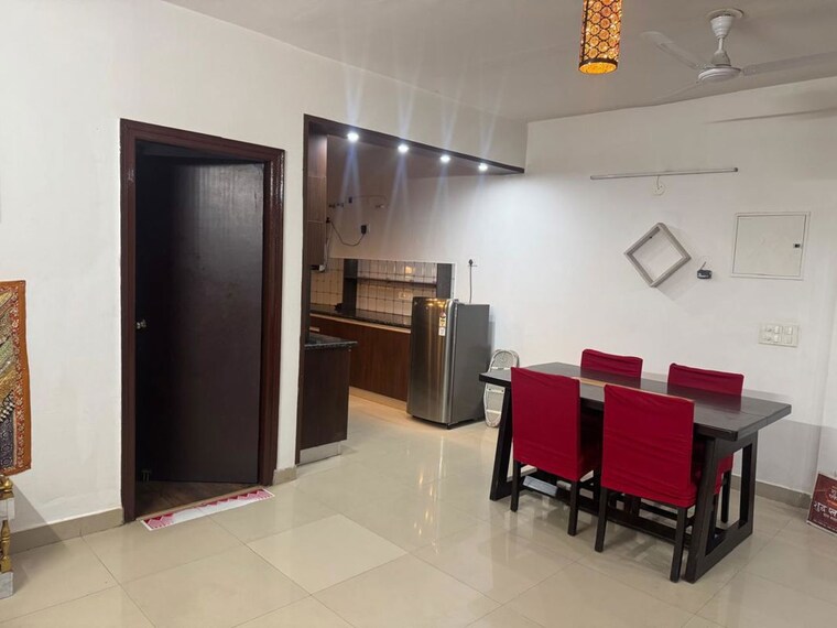 Team Area, tulsiani-urban-woods 3 Bedroom 1964 Sq.Ft. Apartment In Sushant Golf City Lucknow 10772128