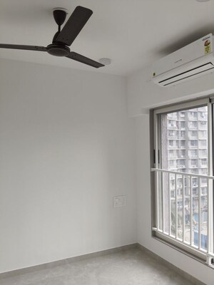 Room in 1 BHK Apartment at Enso Sanza, Kandivali East – for Rent
