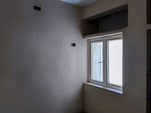 Room in  Apartment at Ambattur – for Sale