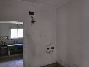 Room in  Apartment at Ambattur – for Sale