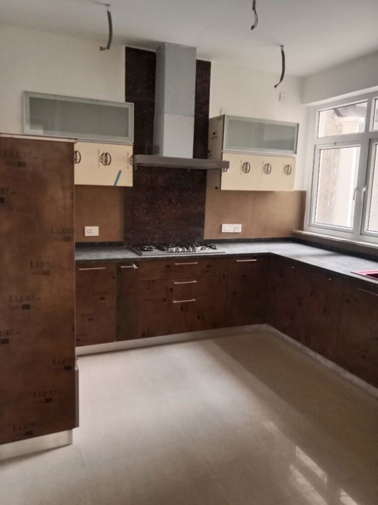 Kitchen, vipul-belmonte 3 Bedroom 2477 Sq.Ft. Apartment In Sector 53 Gurgaon 10772284