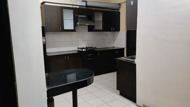 Kitchen, pioneer-araya 3 Bedroom 3498 Sq.Ft. Apartment In Sector 62 Gurgaon 10772404