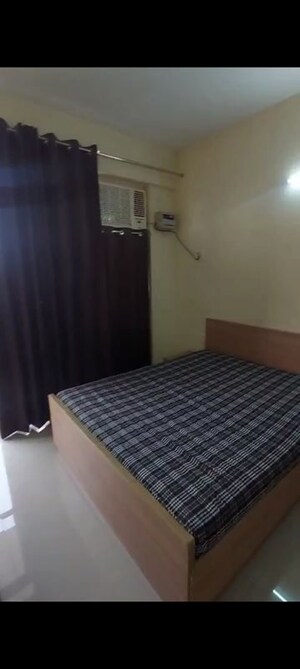 Bathroom in 2 BHK Apartment at Pyramid Pride, Sector 76 – for Rent
