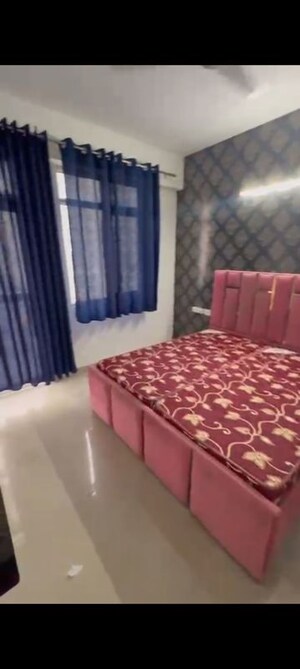 Bedroom in 2 BHK Apartment at Suncity Avenue 76, Sector 76 – for Rent