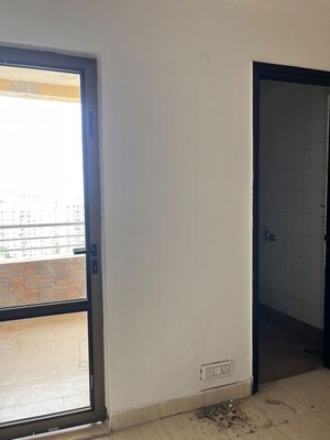 Balcony in 3 BHK Apartment at Unitech Fresco, Sector 50 – for Rent