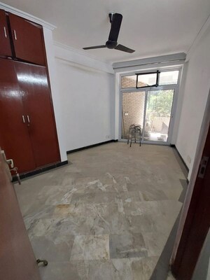 Room in 4 BHK Builder Floor at Malviya Nagar – for Sale