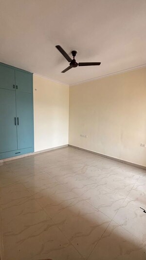 Room in 1 BHK Apartment at Prateek Grand City, Siddharth Vihar – for Sale