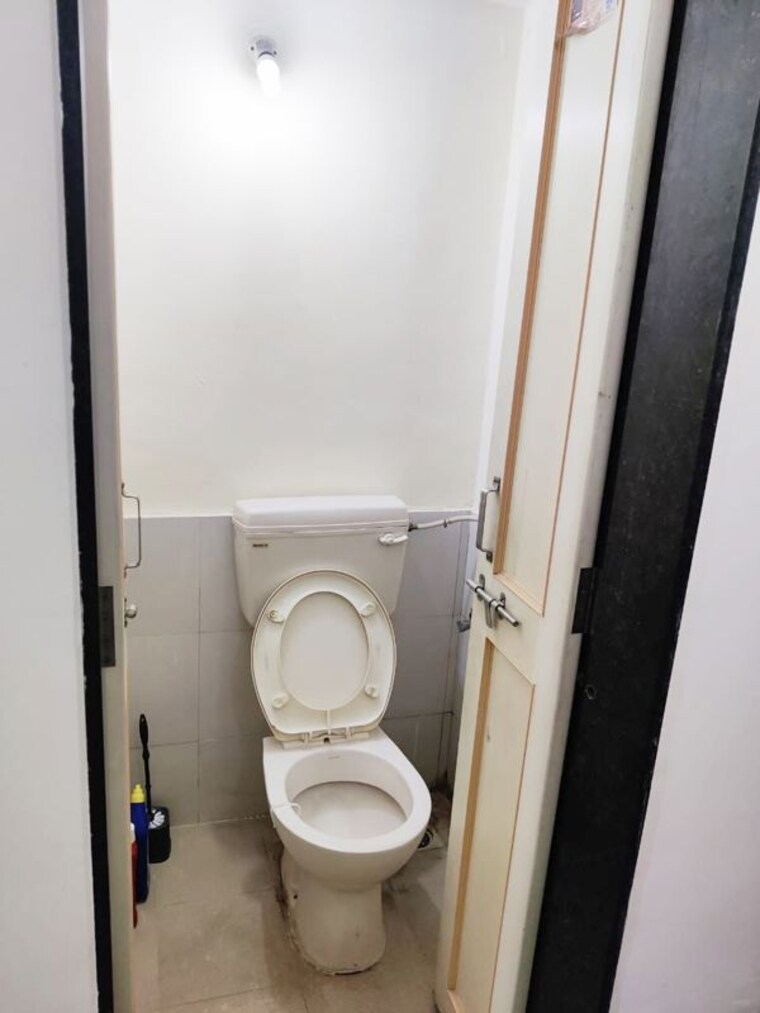 Bathroom, shiv-kalp-homes 1 Bedroom 480 Sq.Ft. Builder Floor In Wadgaon Sheri Pune 10772827