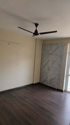 Room in 3 BHK Apartment at Terra Heritage, Alwar Bypass Road – for Sale