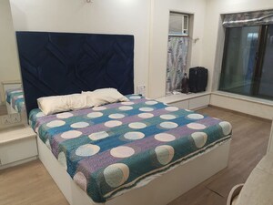 Bedroom in 2.5 BHK Apartment at Joanna Apartment, Bandra West – for Rent