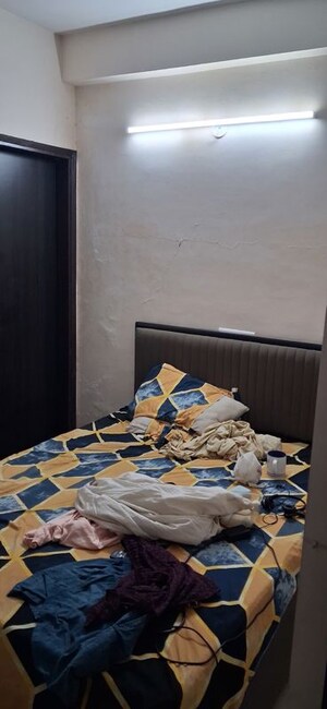 Bedroom in 1 BHK Builder Floor at Sector 40 – for Rent