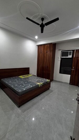 Bedroom in 1 RK Builder Floor at Sector 40 – for Rent