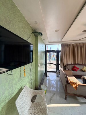 Kitchen in 2 BHK Builder Floor at Malviya Nagar – for Rent