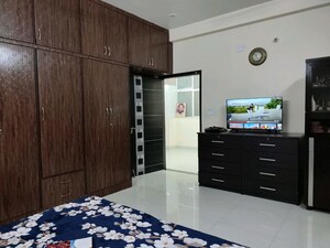 Bedroom in 3 BHK Independent House at New Colony – for Rent
