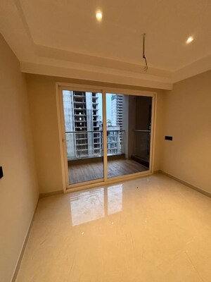 Room in 4 BHK Apartment at The Ananta Aspire, Utrathiya – for Sale