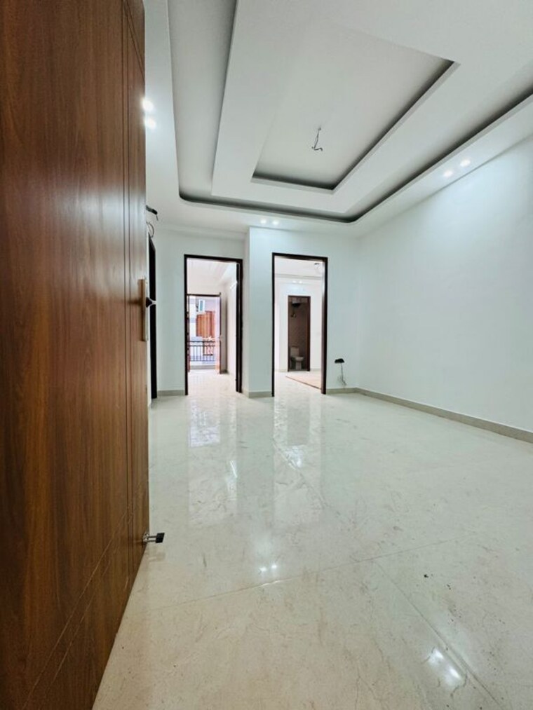 Room, chattarpur 3 Bedroom 1200 Sq.Ft. Apartment In Chattarpur Delhi 10773191