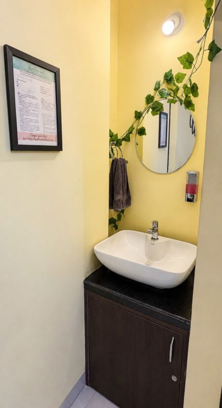 Bathroom, marathon-monte-south 3 Bedroom 1303 Sq.Ft. Apartment In Byculla West Mumbai 10773282