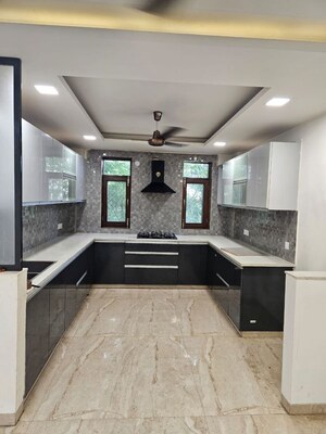 Kitchen in 4 BHK Apartment at Rustomjee Crown, Prabhadevi – for Rent