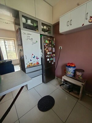 Team Area in 2 BHK Apartment at Kumar Padmalaya, Aundh – for Rent