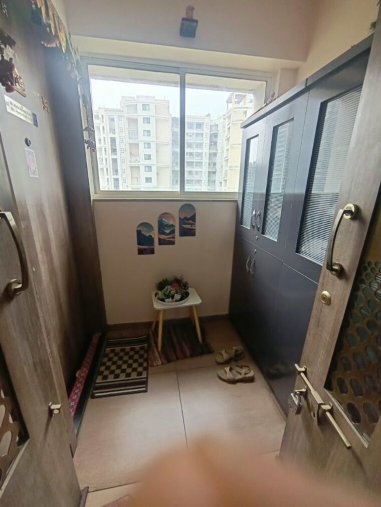 Living Room, kumar-padmalaya 2 Bedroom 950 Sq.Ft. Apartment In Aundh Pune 10773453