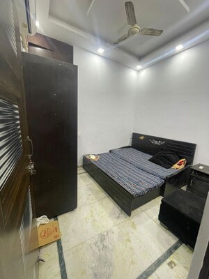 Bedroom in 3 BHK Builder Floor at Vikas Puri – for Rent