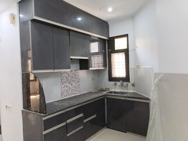 Kitchen, sector 19 dwarka 2 Bedroom 75 Sq.Yd. Builder Floor In Sector 19 Dwarka Delhi 10773488