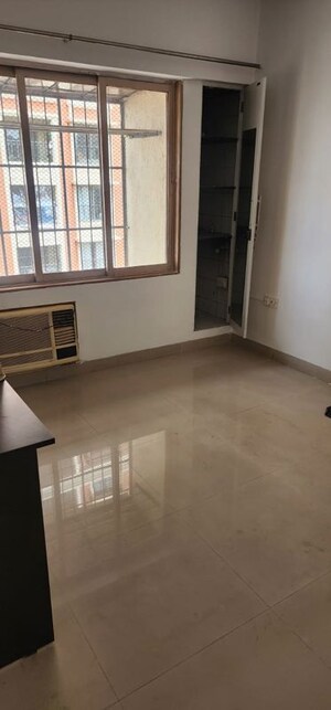 Room in 2 BHK Apartment at Skyline Villa, Powai – for Rent