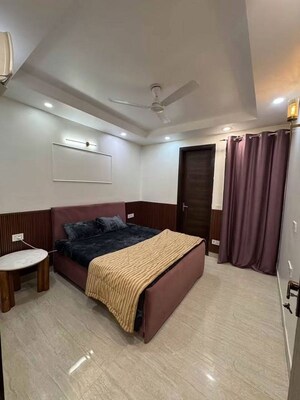 Bedroom in 1 BHK Builder Floor at Saket – for Rent