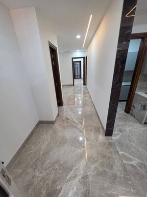 Building Lobby in 3 BHK Builder Floor at Saket – for Rent