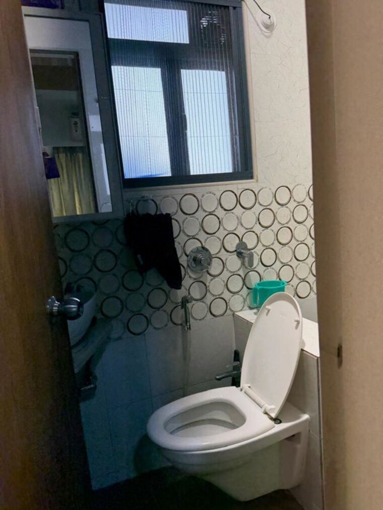Bathroom, lalani-valentine-apartment 1 Bedroom 405 Sq.Ft. Apartment In Malad East Mumbai 10773511