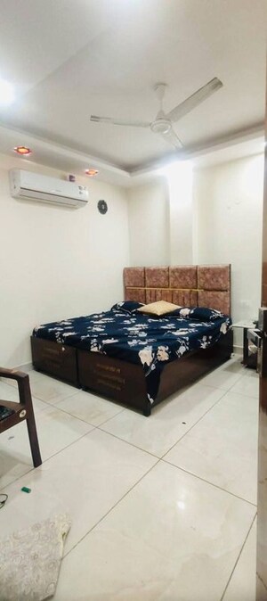 Bedroom in 2 BHK Builder Floor at Saket – for Rent