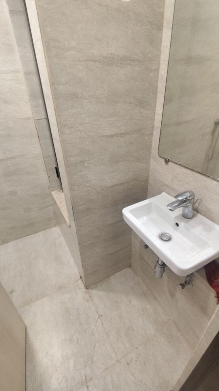 Bathroom, kalpataru-srishti 1 Bedroom 418 Sq.Ft. Apartment In Mira Road Thane 10773523