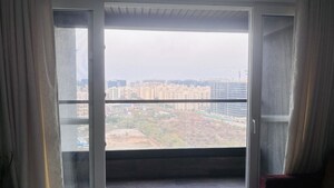 Room in 2 BHK Apartment at Majestique Marbella Phase 1, Kharadi – for Rent