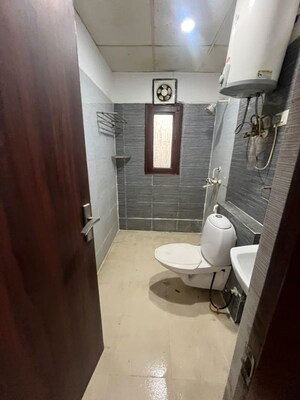 Bathroom in 4 BHK Apartment at Civitech Sampriti, Sector 77 – for Rent