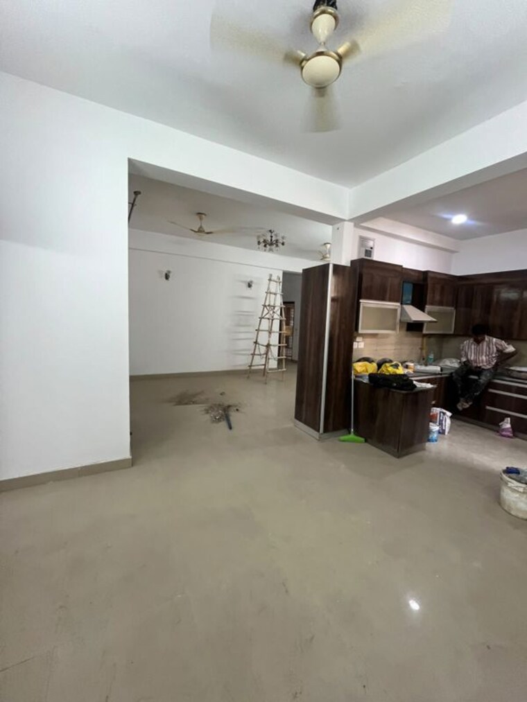  Parking, civitech-sampriti 4 Bedroom 2380 Sq.Ft. Apartment In Sector 77 Noida 10773575
