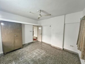 Room in 3 BHK Apartment at Jal Vayu Vihar Apartments, Powai – for Rent