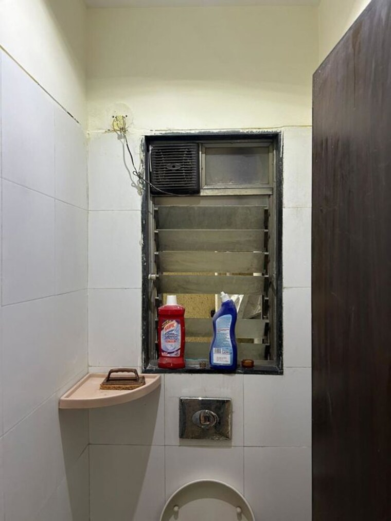 Attached Bathroom, lodha-casa-royale-grande 1 Bedroom 585 Sq.Ft. Apartment In Majiwada Thane 10773570