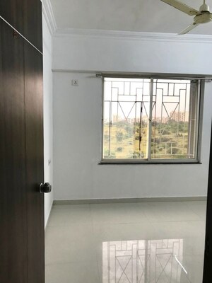 Room in 1 BHK Apartment at Defence Colony – for Sale