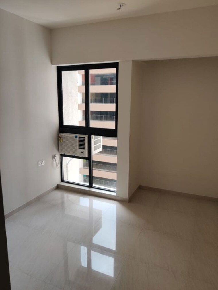 Room, lodha-crown-quality-homes 1 Bedroom 354 Sq.Ft. Apartment In Majiwada Thane 10773600
