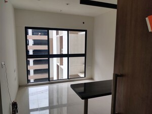 1 BHK Apartment For Rent in Lodha Crown Quality Homes, Majiwada